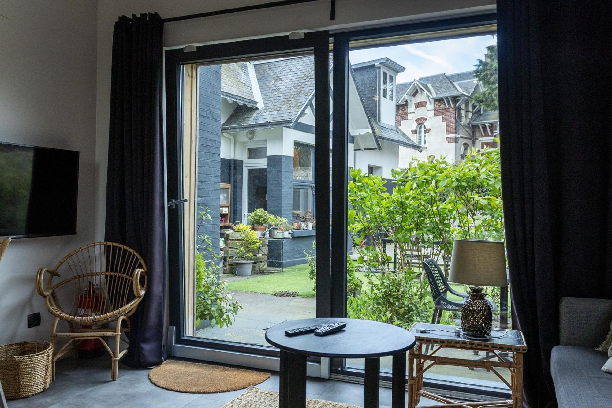 Appartement Beau Sejour - Acces Piscine คริเอล-ซูร์-แมร์ ภายนอก รูปภาพ